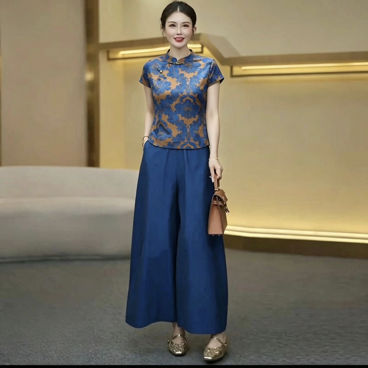 실크 소재의 여름용 여성용 셔츠와 프린트 팬츠로 구성된 - Silk Blouse 리뷰 및 가격
