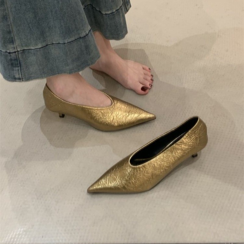 2025 가을 신상 출퇴근용 플랫힐 얕은 입구 뾰족코  - Womens Heels 리뷰 및 가격