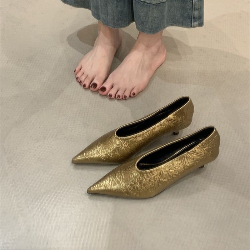 2025 가을 신상 출퇴근용 플랫힐 얕은 입구 뾰족코  - Womens Heels 리뷰 및 가격